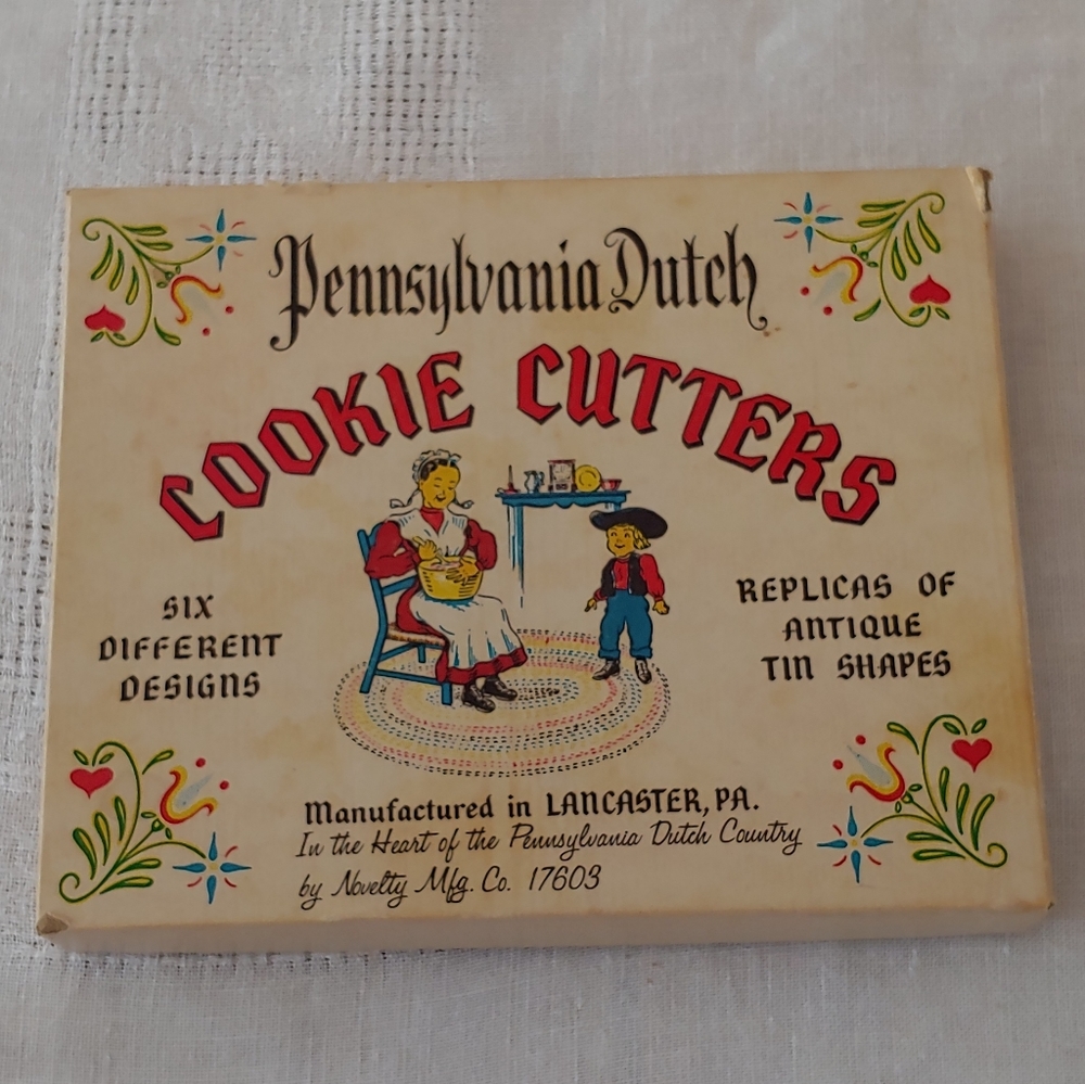 Vintage Metal Cookie Cutter Set - Picture 10 of 11